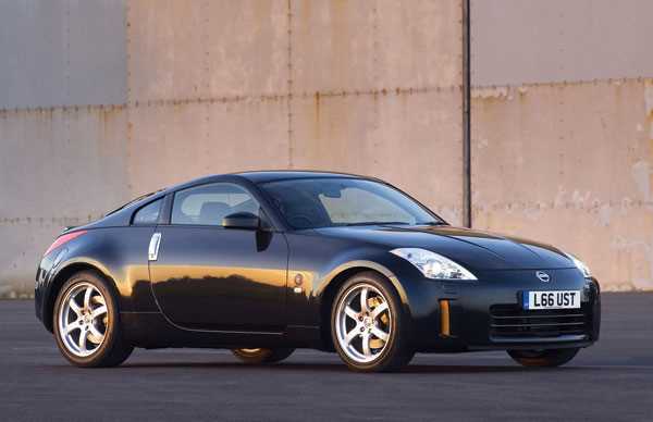  Салон Nissan 350Z 